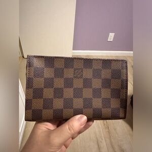 Louis Vuitton Marais pouch